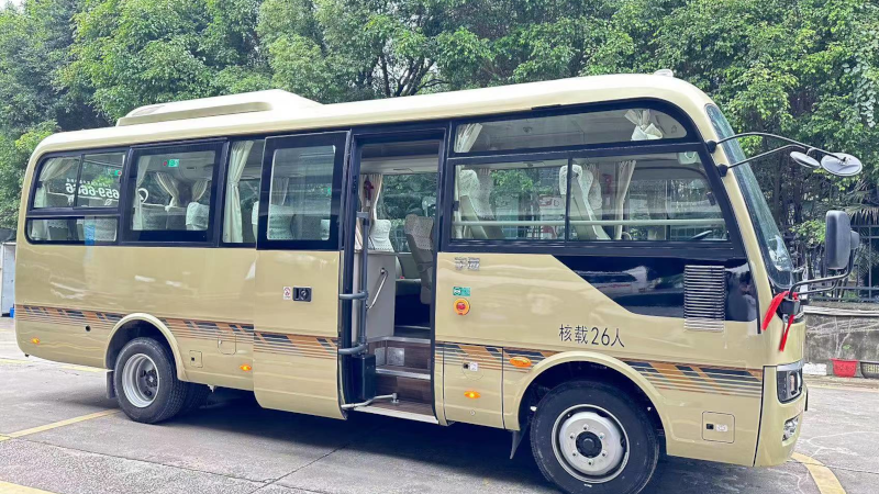 广州旅游包车 大巴包车 家庭出游 朋友聚会